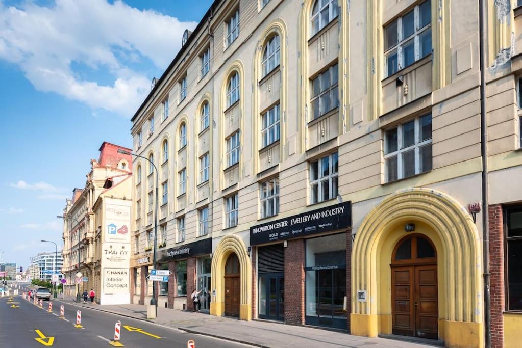 Апартаменти B.O.B. Klimentska Прага Екстер'єр фото